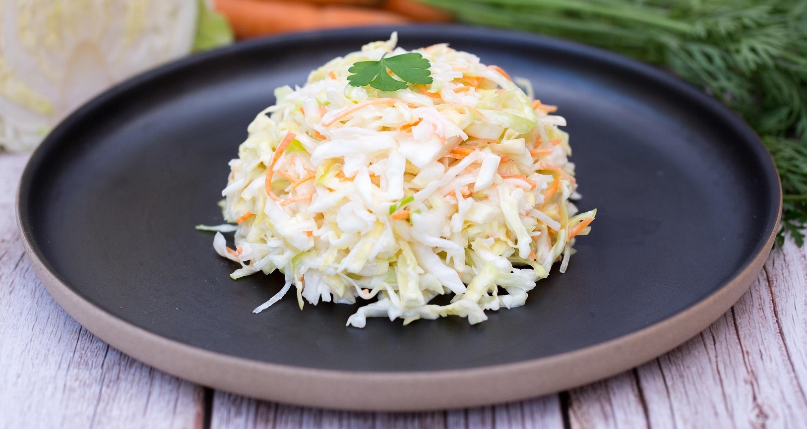 Coleslaw with Creamy Dressing