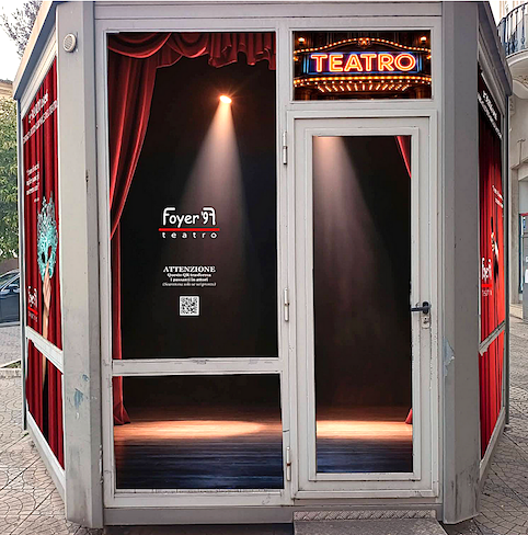 Revolutionizing Theatre: Six Seats, One Actor in Italy